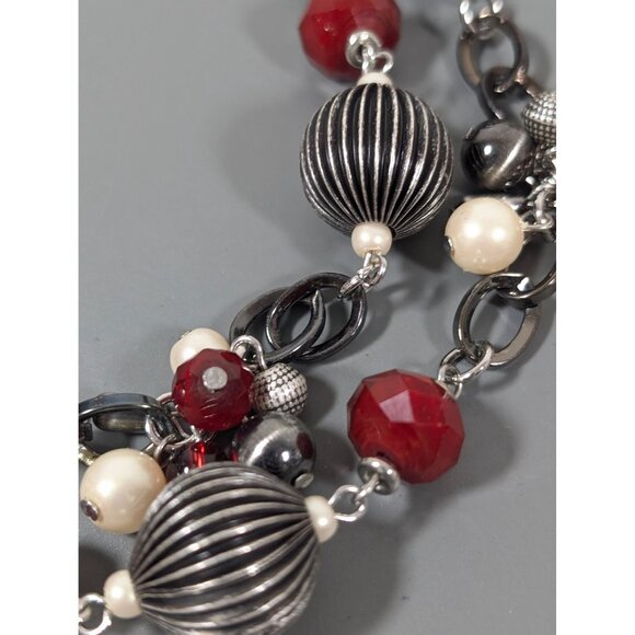 Premier Designs Gunmetal Red Bead Faux Pearl Double Layer Necklace Goth 20" - Picture 3 of 8